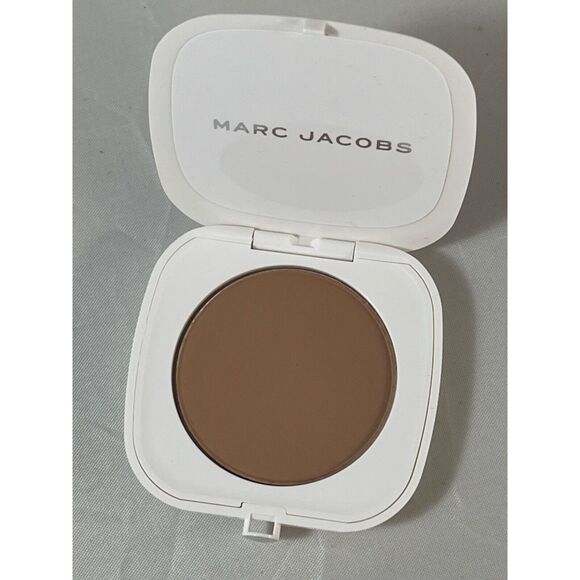 MARC JACOBS O!mega Bronzer Coconut Perfect Tan #104 Tan-Tastic Travel Size .13oz - Picture 1 of 4